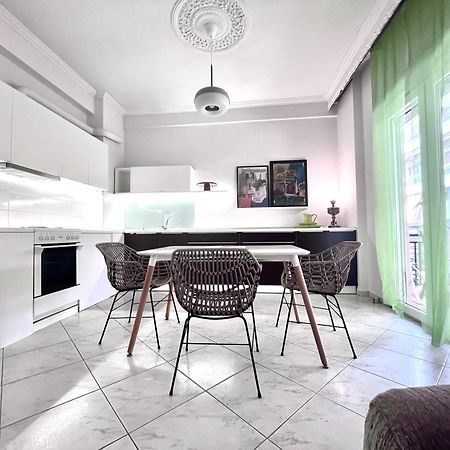 Central 7 - Stylish Apartment Комотини Экстерьер фото